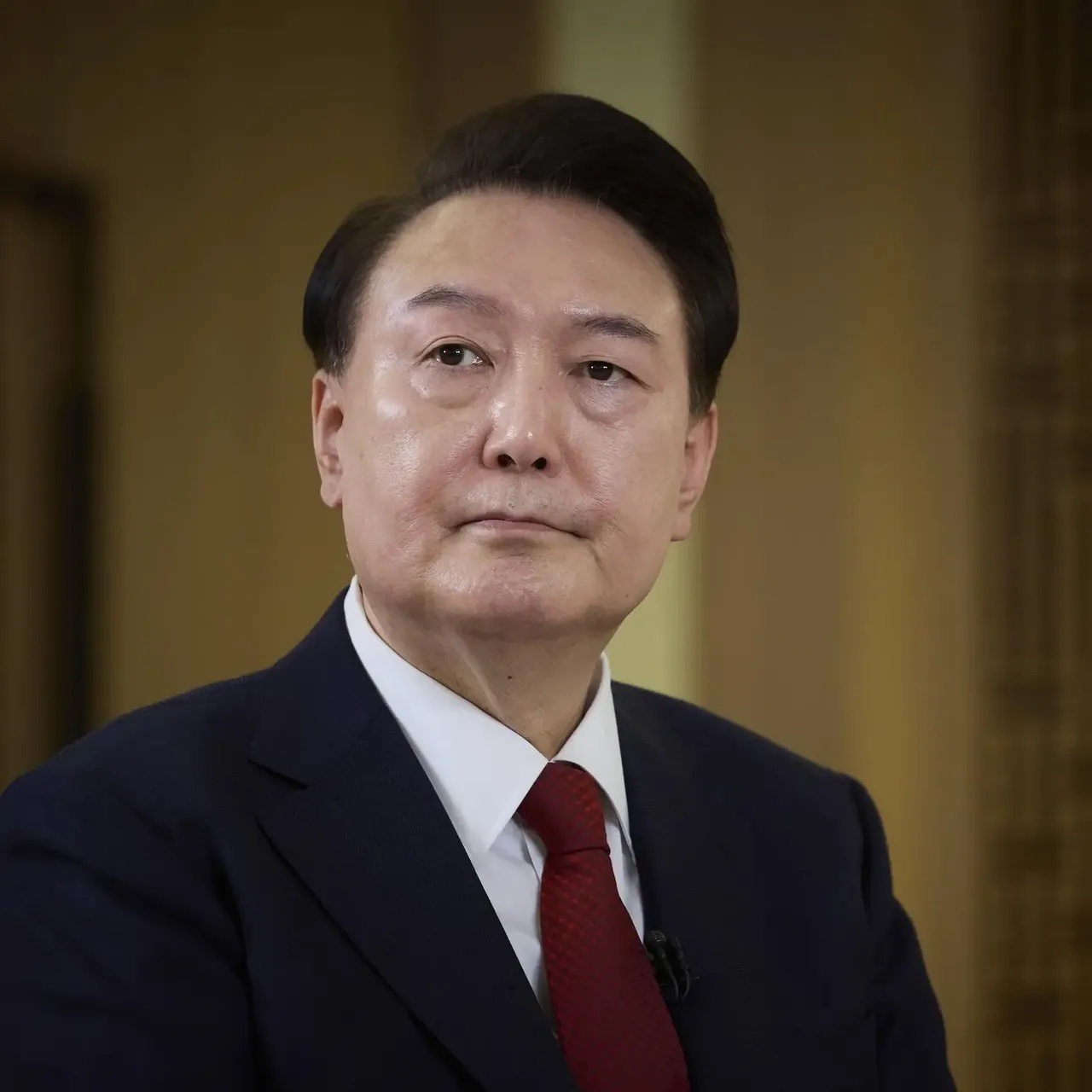 尹锡悦持续抵抗，结果只有这3种！1.下午直接入狱。这种情况有很大的可能发生，尹锡