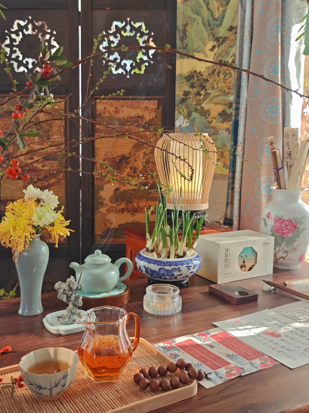 冬日宅家四大雅事｜品茶 焚香 写字 赏菊