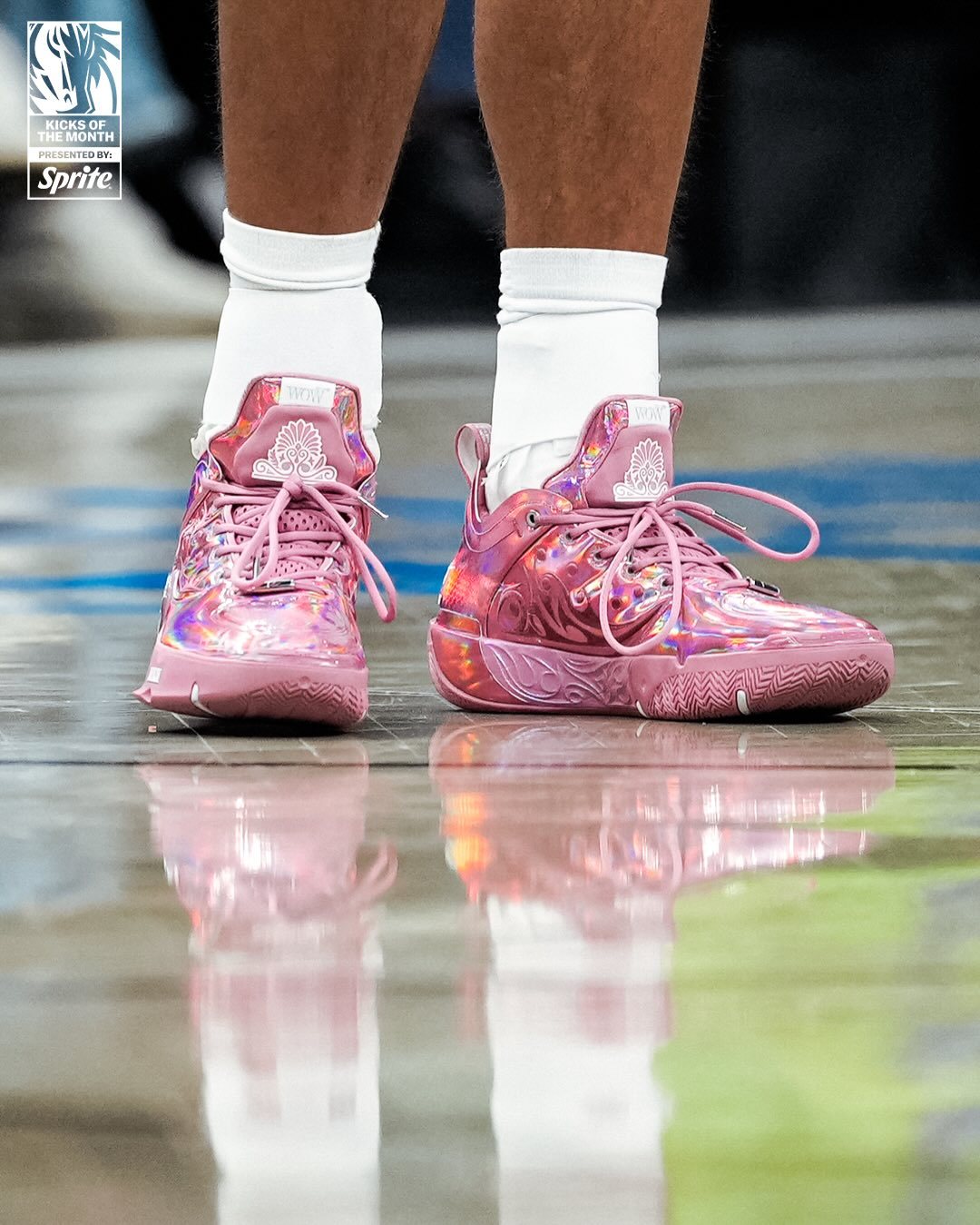 看看独行侠的球员们都穿什么鞋。 