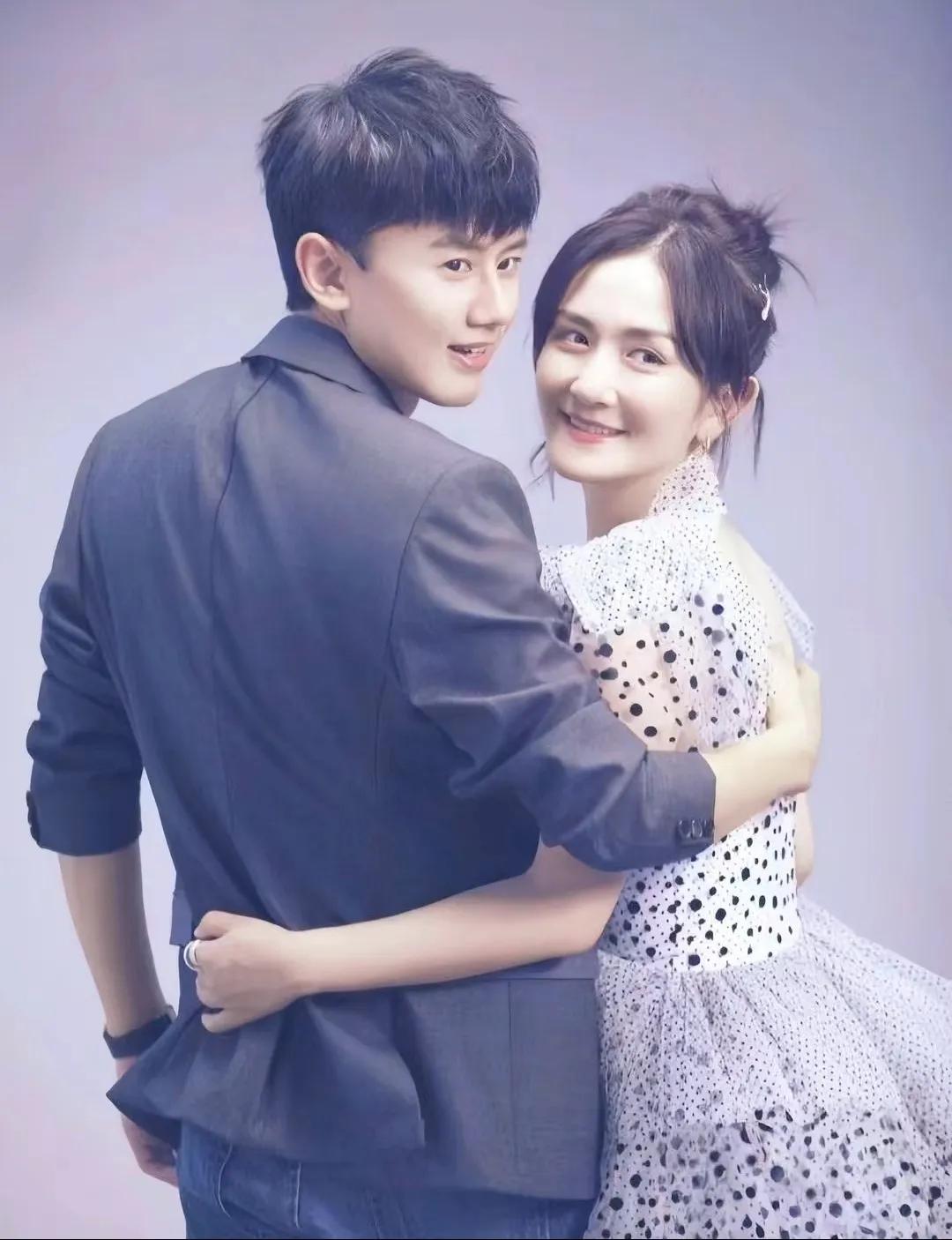 谢娜这一波操作，真算得上是教科书级的“坑夫”现场了。

         本来想