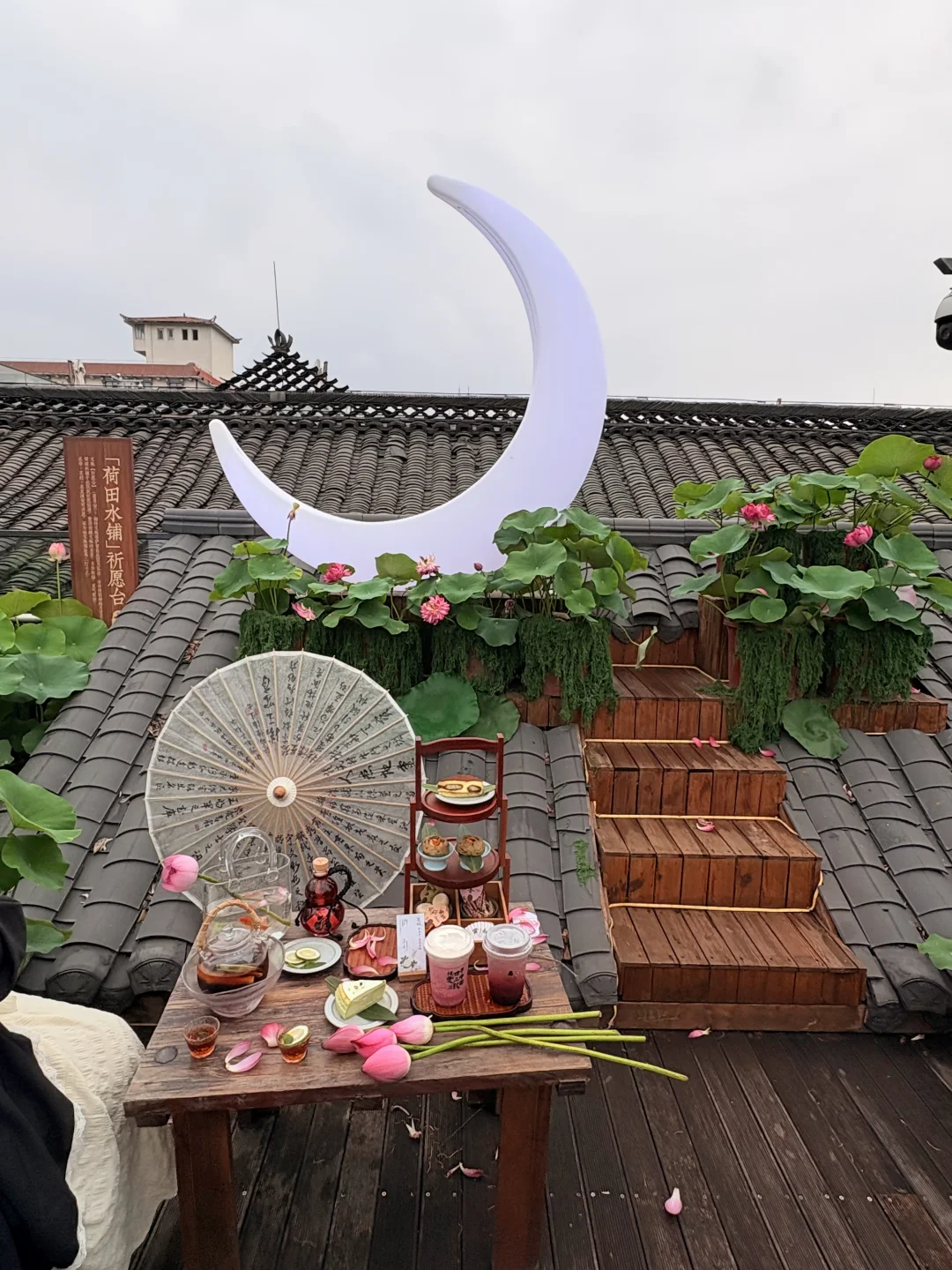 文殊院旁边这家屋顶，巨好拍！！！