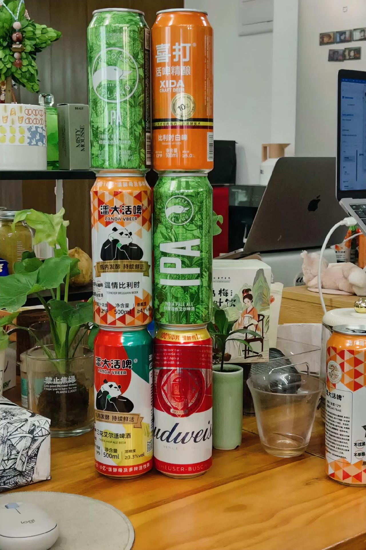 上联：浓酒三杯敬知己。了然邀对一杯清茶天地宽！