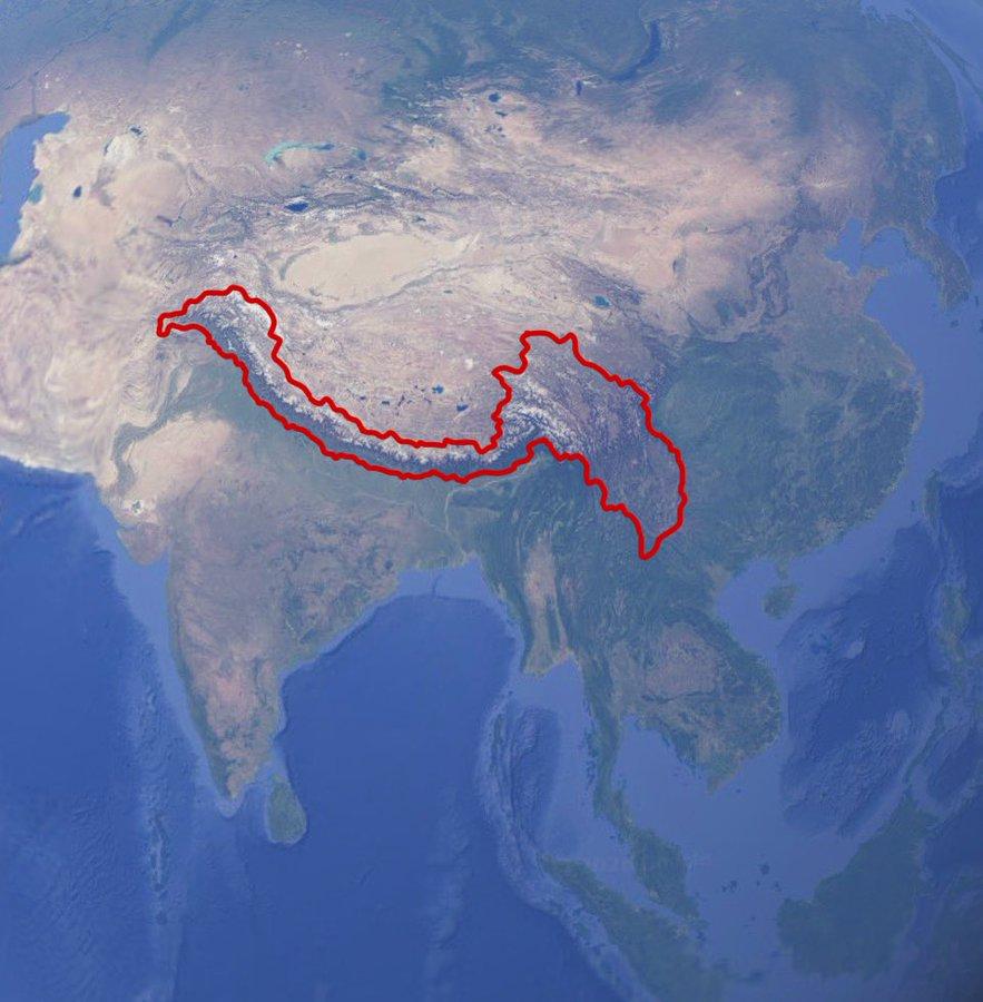 喜马拉雅山，中国的护国神山，
一方面阻挡了印度人进入中国，
另一方面也阻挡了印度