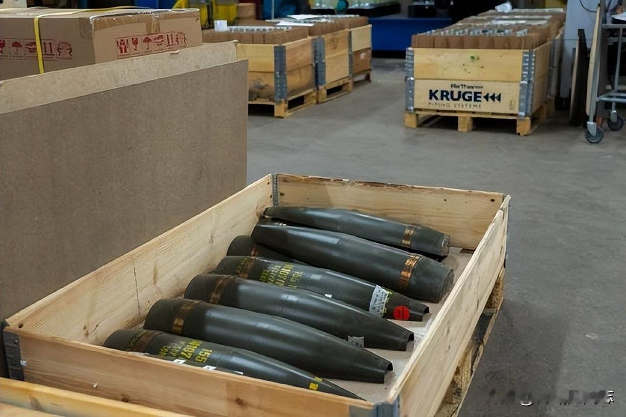 美国政客18小时内连出阴招，一边由CNN凭空捏造匿名消息炒作中国向伊朗送武器，一