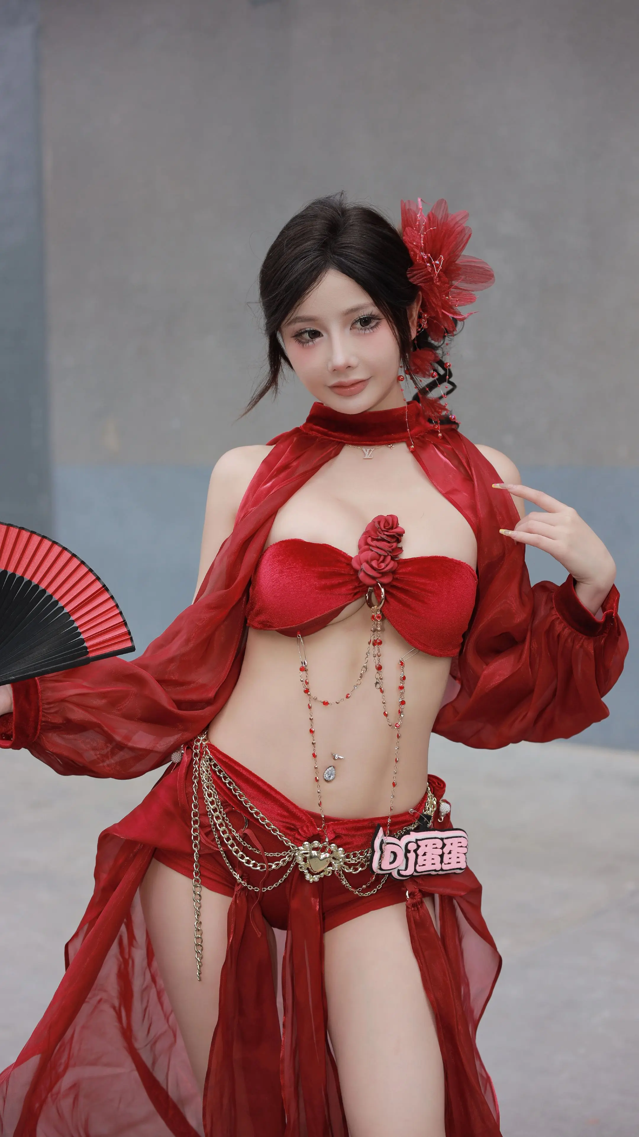 萤火虫漫展 。