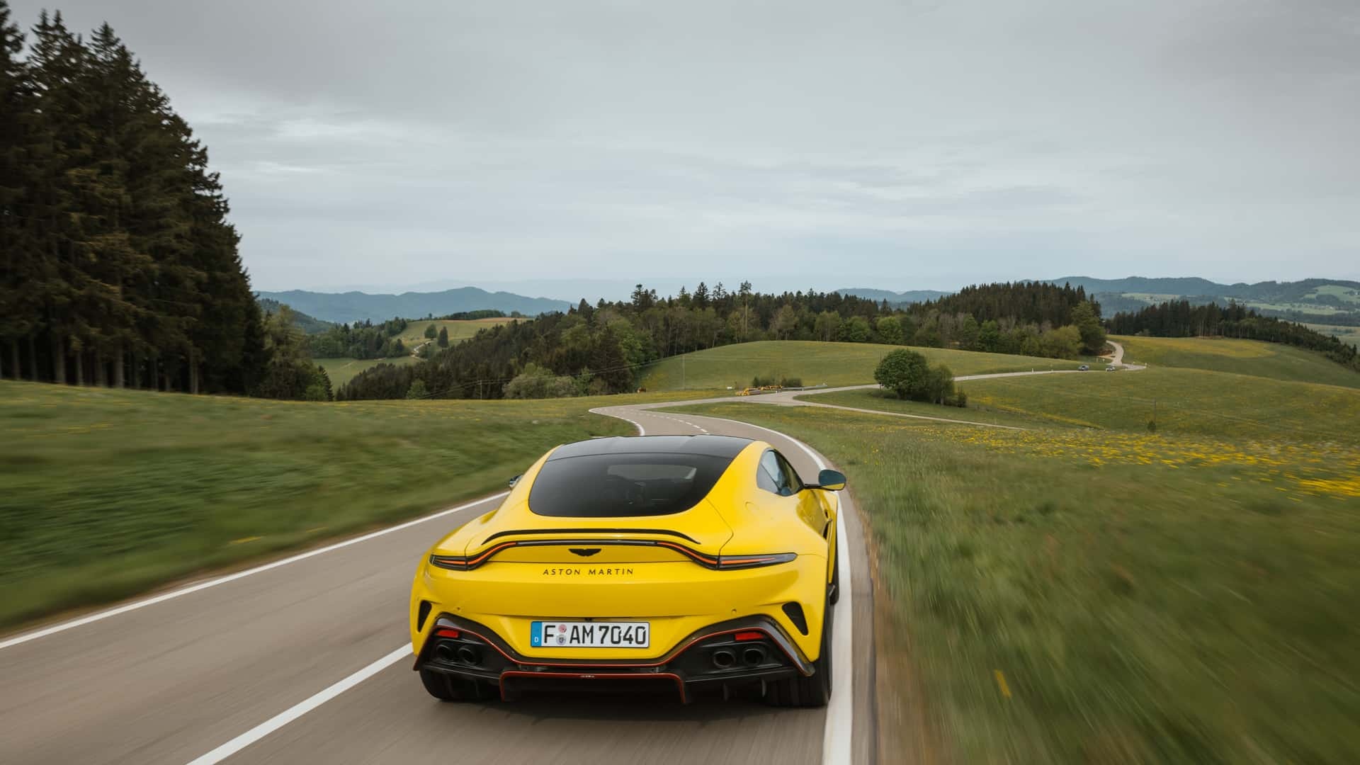 Aston Martin Vantage S（2026） 