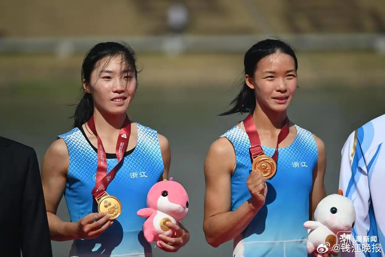 【#浙江赛艇全运第一金来自两个桐庐姑娘#】遥遥领先！第十五届全运会开幕后浙江第一