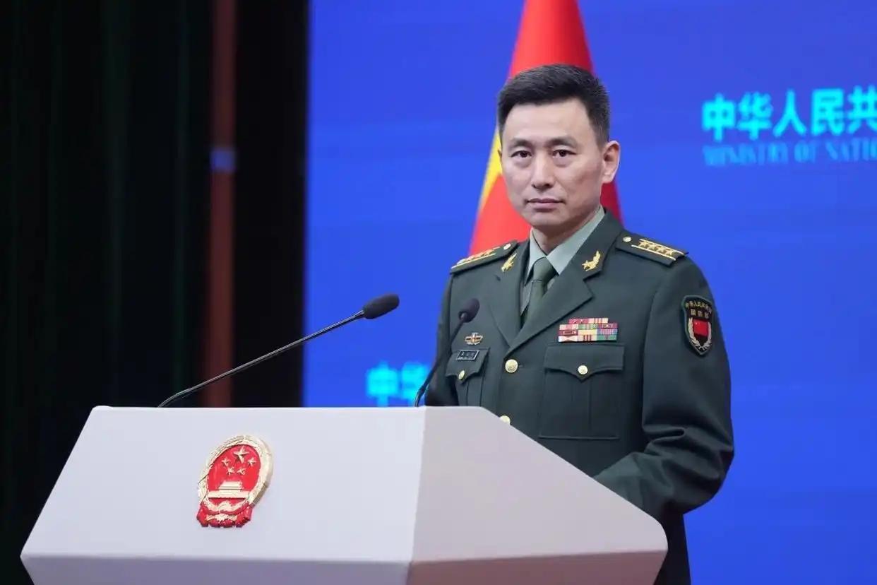[浮云]中国国防部发出严正声明，1月8日，中国国防部发言人张晓刚，就近期涉军问题