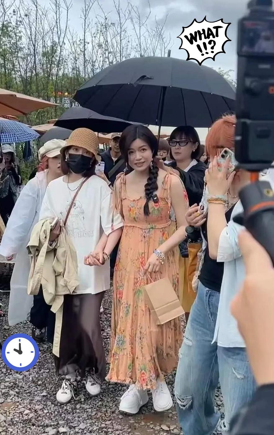 陈妍希儿子没回台湾读书，真不是回不去，而是这笔账怎么算都不划算！

小星星在北京