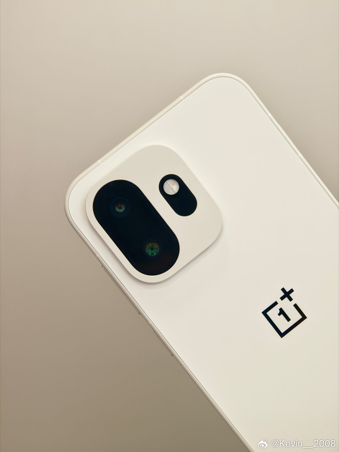 感觉一加的颜值越来越好看了 