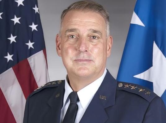 中国忍的时候，中美打不起来。中国不忍的时候，中美有打起来的风险。但中国忍了你美国