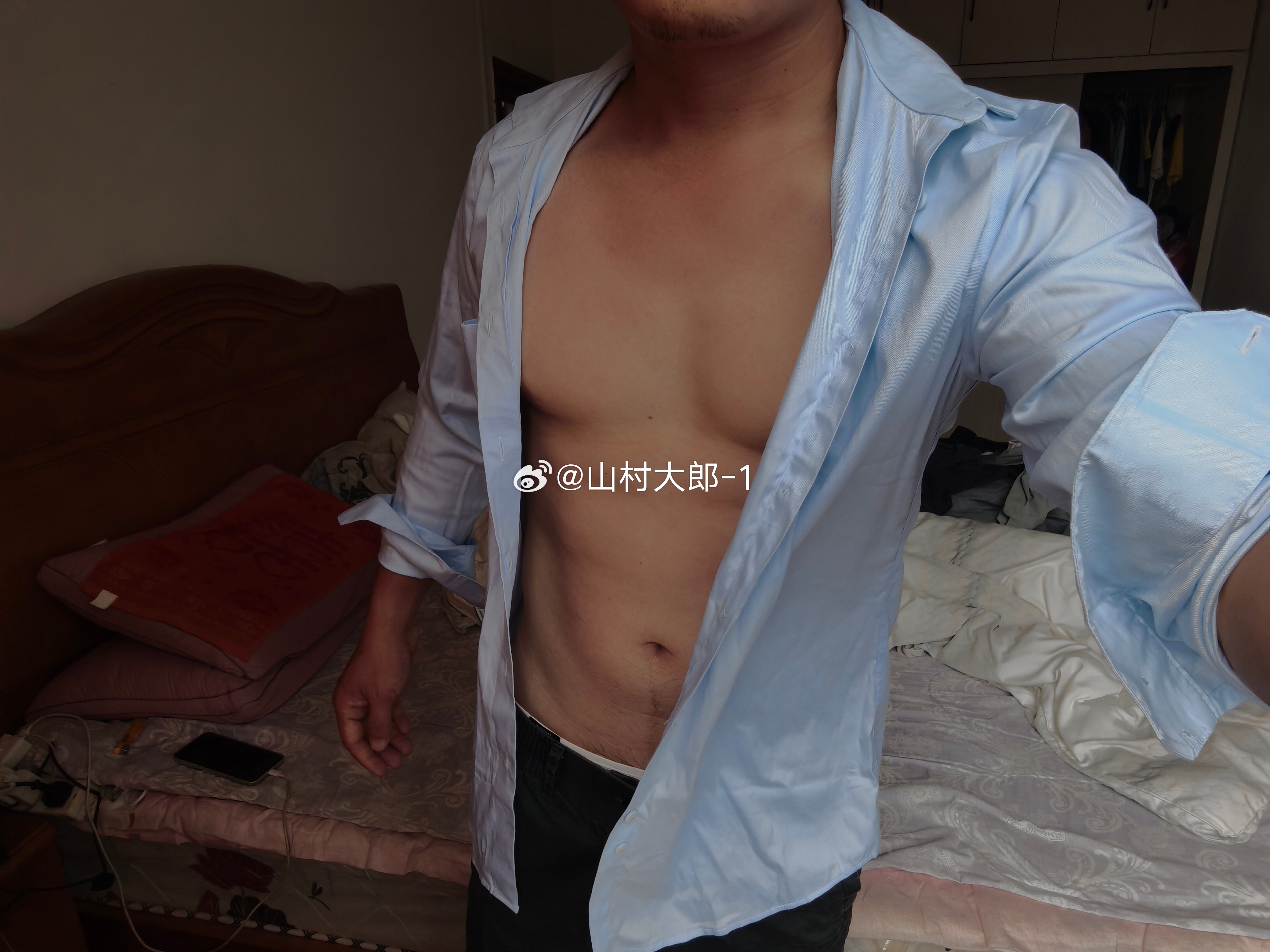 早安，实在不想起，硬是醒的！