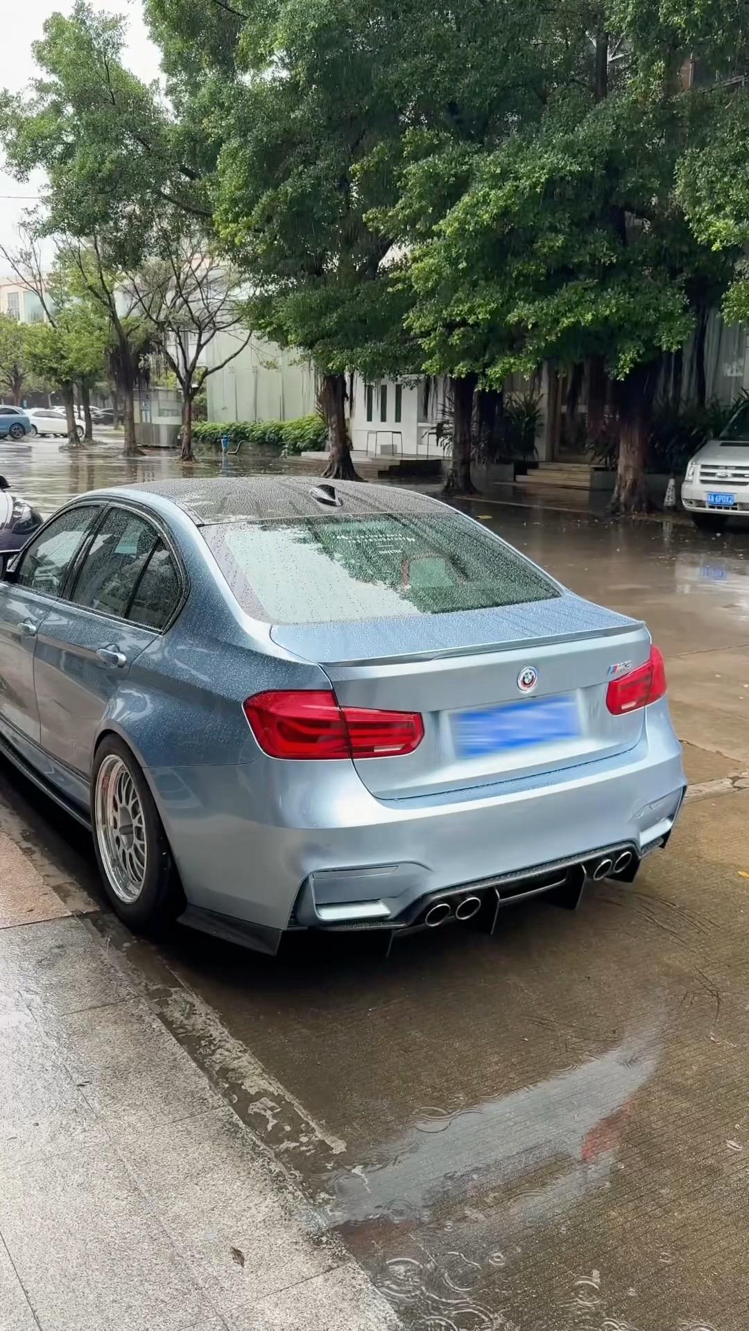 这个时候你也在听玻璃吗