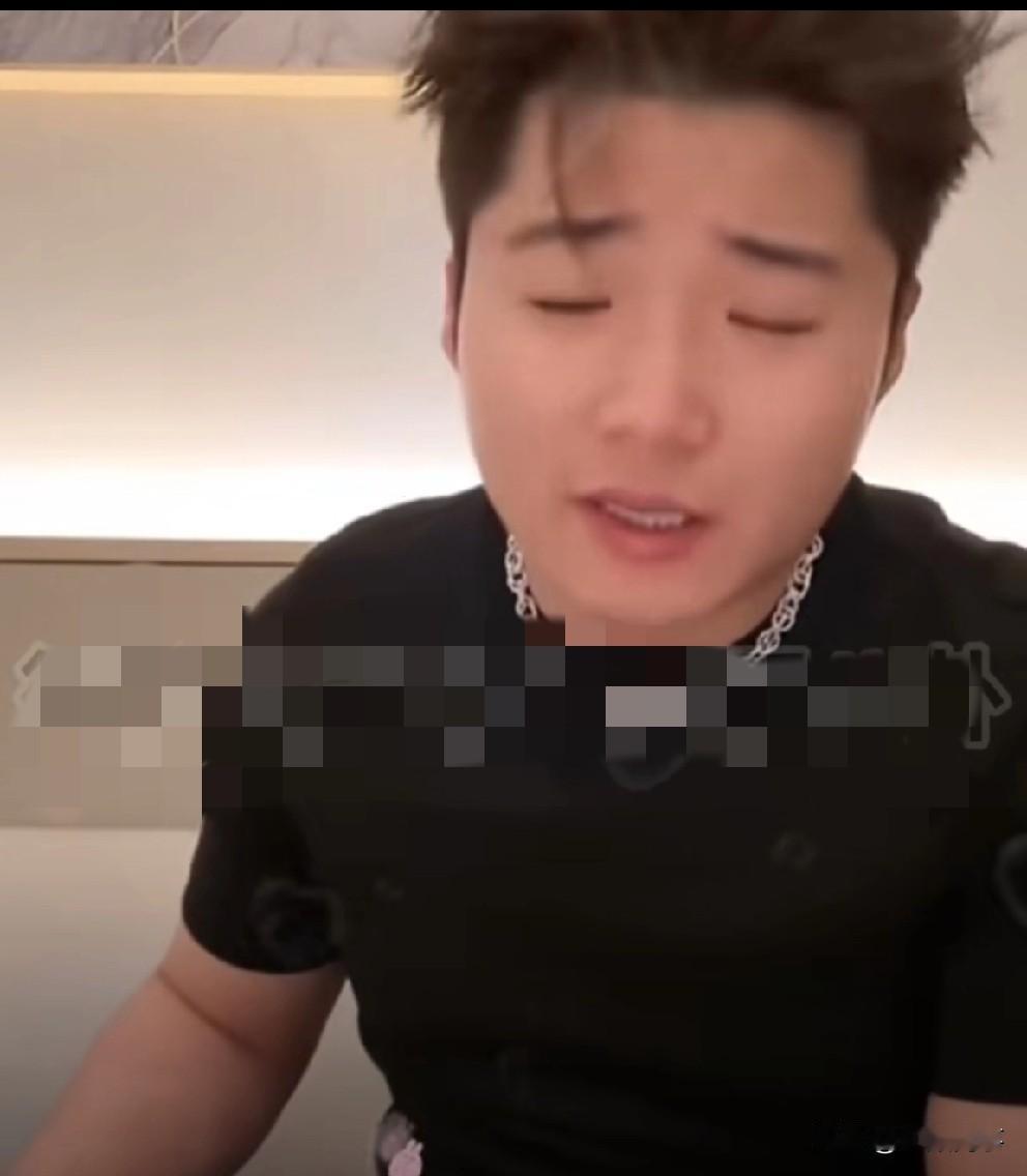 白小白被骗超一千万，后悔做错3件事！

           白小白自嘲性格原因