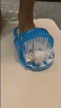果然这年代，只要有需求就有市场，这洗脚神器还是第一次见[灵光一闪]