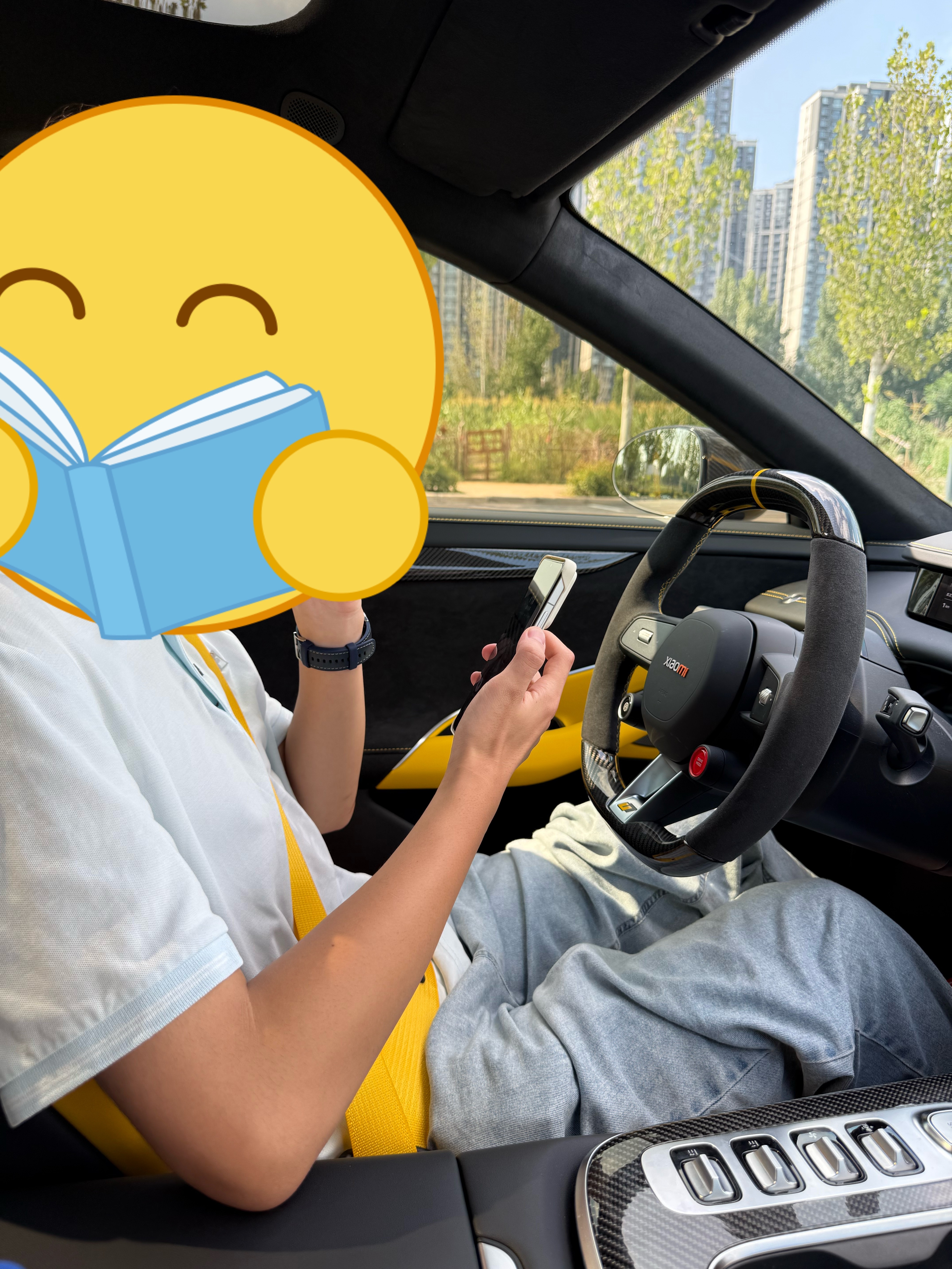 你好同学 哥们 开上 ultra 开心的和兄弟分享起来了[笑cry] ​​​