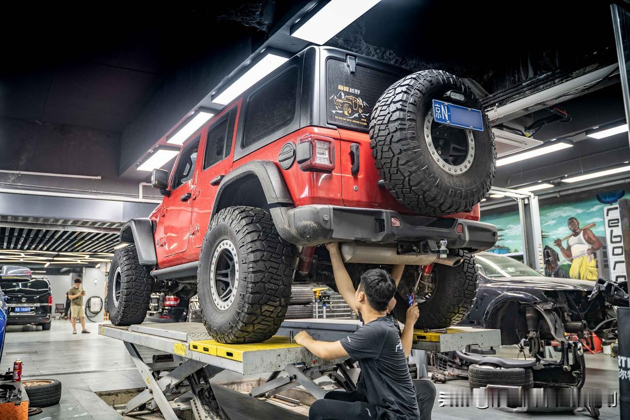 
庆祝一万粉丝福利！！！
【转发+关注@浓墨汽车拯救计划】
9月20号由@头条抽