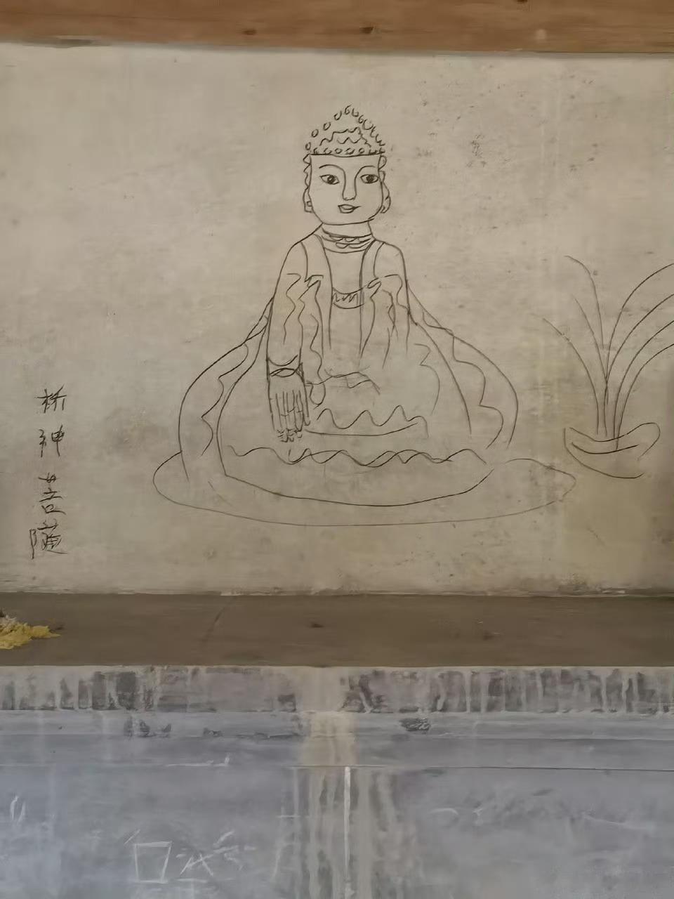 去年今日拍的徽州某处“心诚则灵桥神菩萨”。#黄山[超话]##游学徽州# ​​​