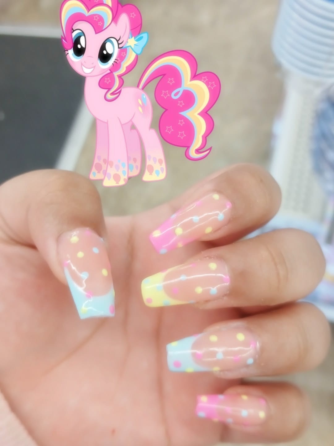 我对美甲是真心的！｡･ﾟﾟ･(>д<)･ﾟﾟ･｡ 粉色系美甲哟 