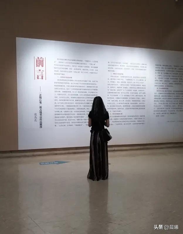 今天过得可真是五味杂陈。早上出门就遭遇堵车，原本半小时的路程硬生生花了一个多小时