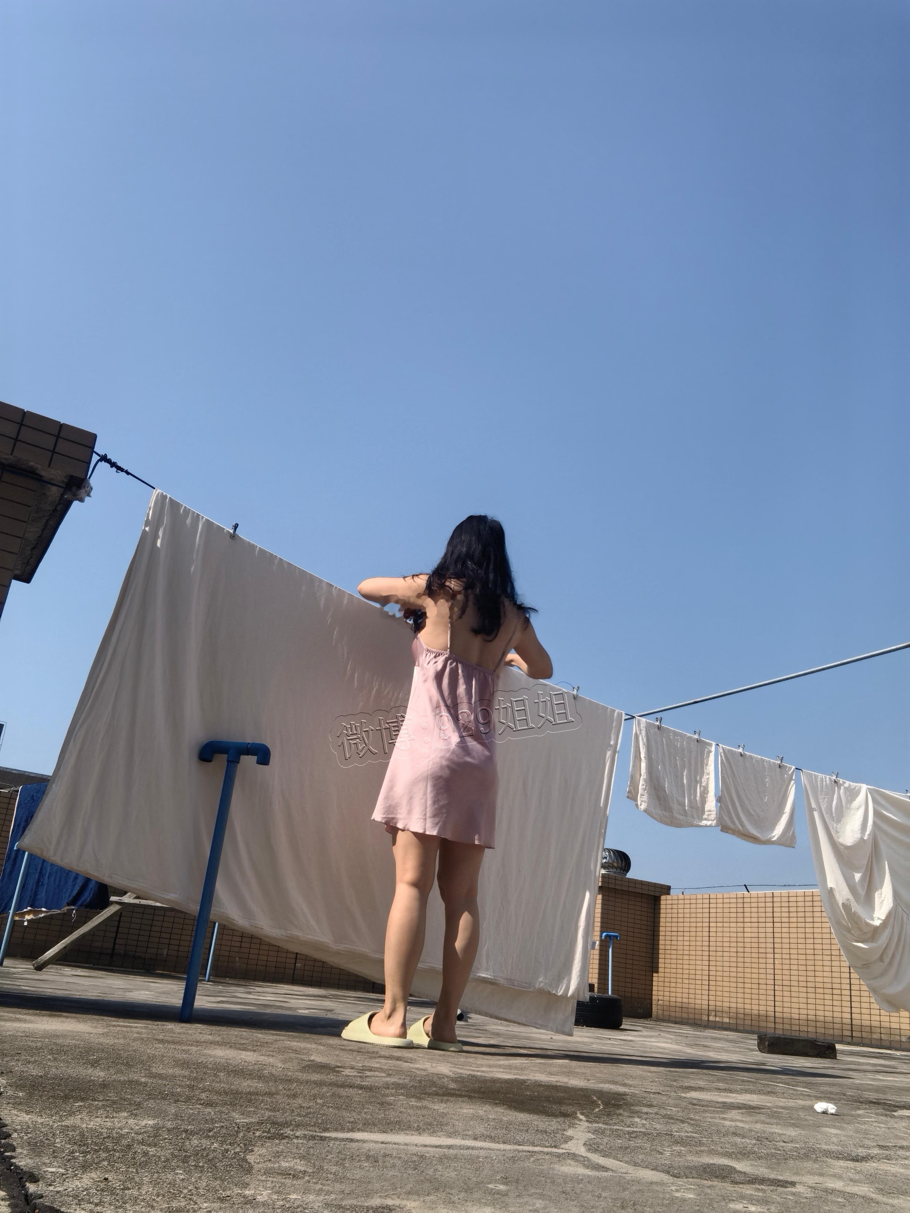 终于出太阳了赶紧把被子洗了 ​​​