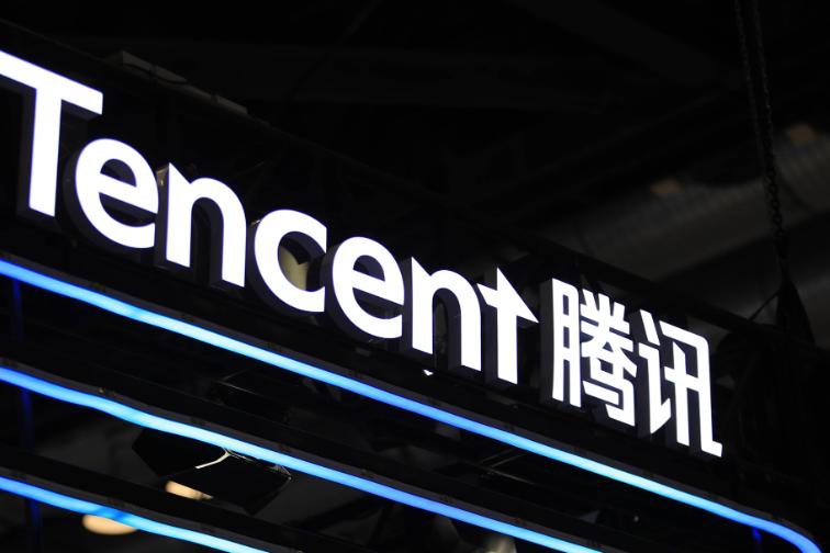 腾讯年报披露：员工人均薪酬成本超112万。
 
据媒体报道，由腾讯披露的最新财报
