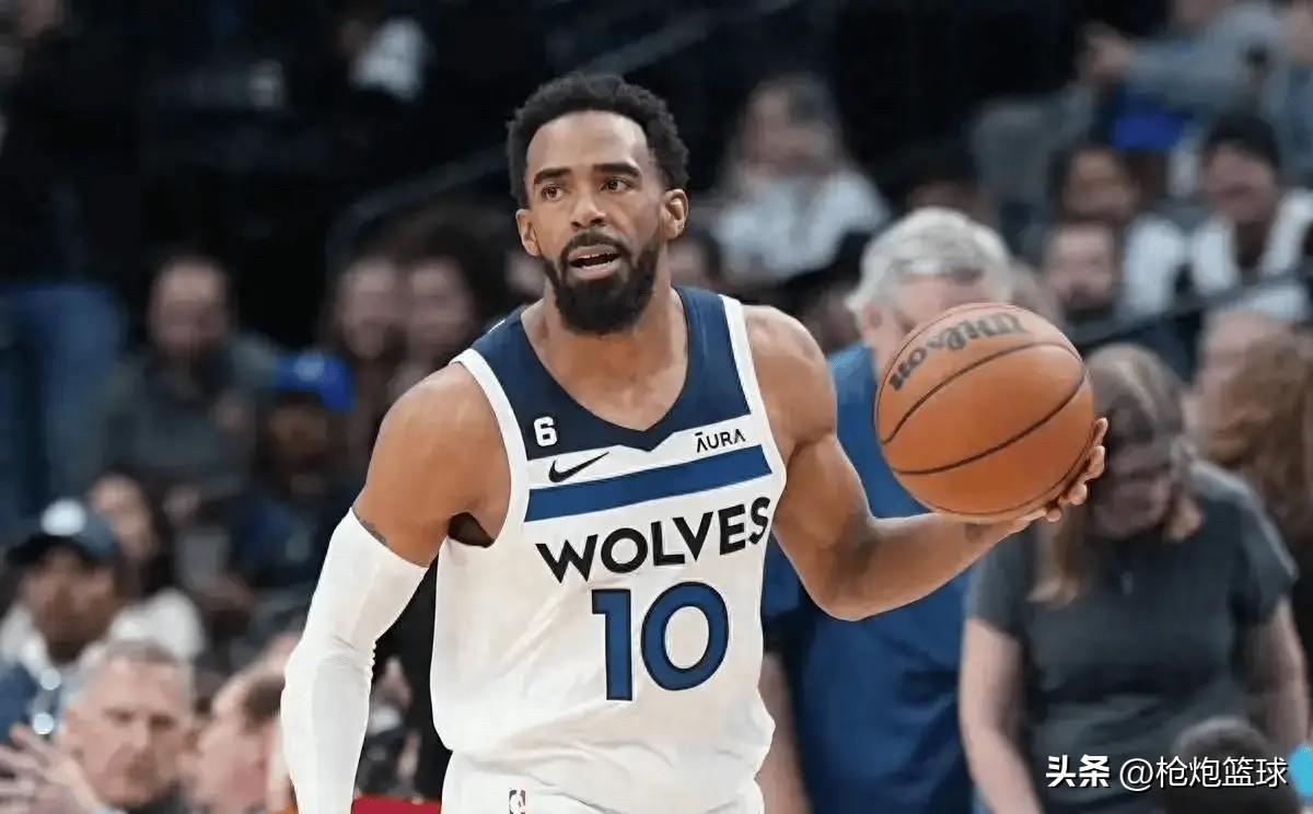 悲剧！康利惨被弃用

森林狼主帅芬奇今天接受采访时谈到老将康利掉出轮换，他说：“