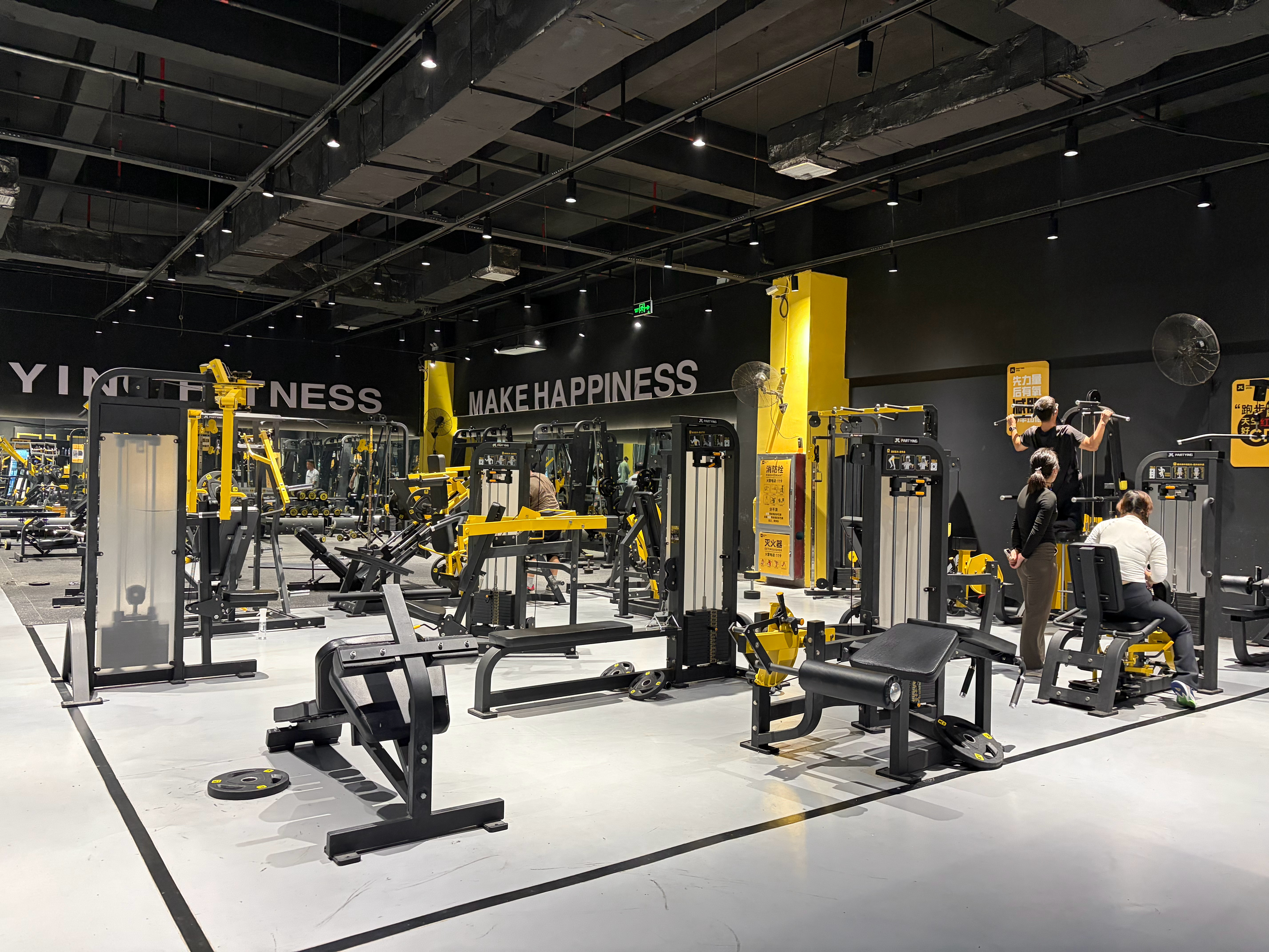 节后第一次来健身，肌肉都掉没了！Damn！ 