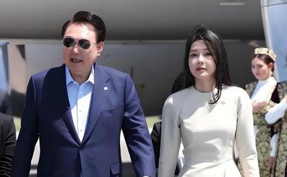 尹锡悦最后一根稻草都被切断了，韩国最大的在野党国民力量党通过了决议，与韩国前首相