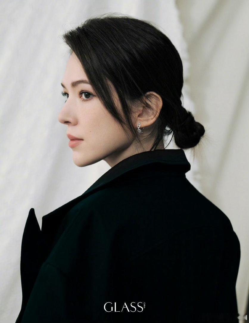 林依晨张震让我们吃的很好张震林依晨要来江西了 林依晨演春花，这个选角出乎意料又在