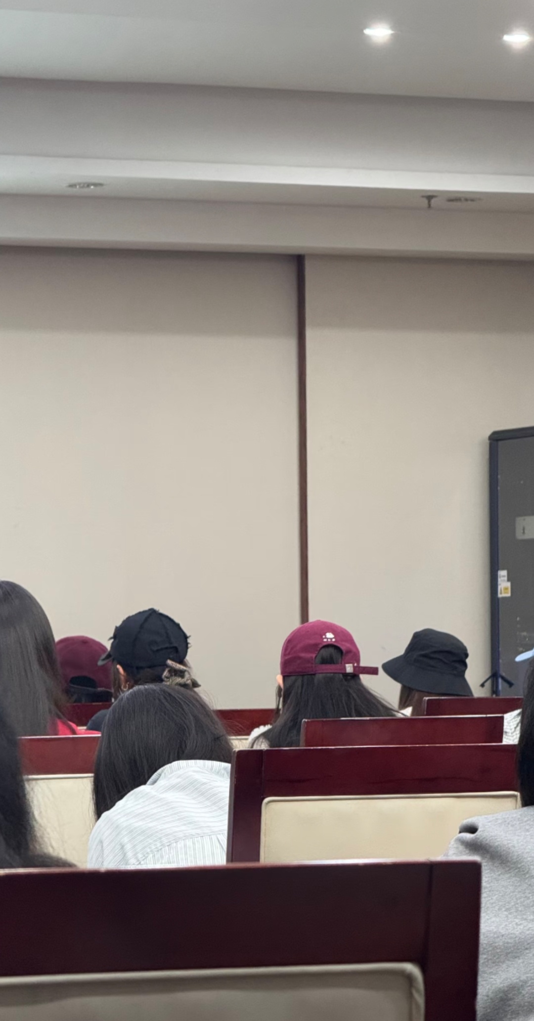 这就是广电在深圳组织的优秀青年演员课程吗？ 