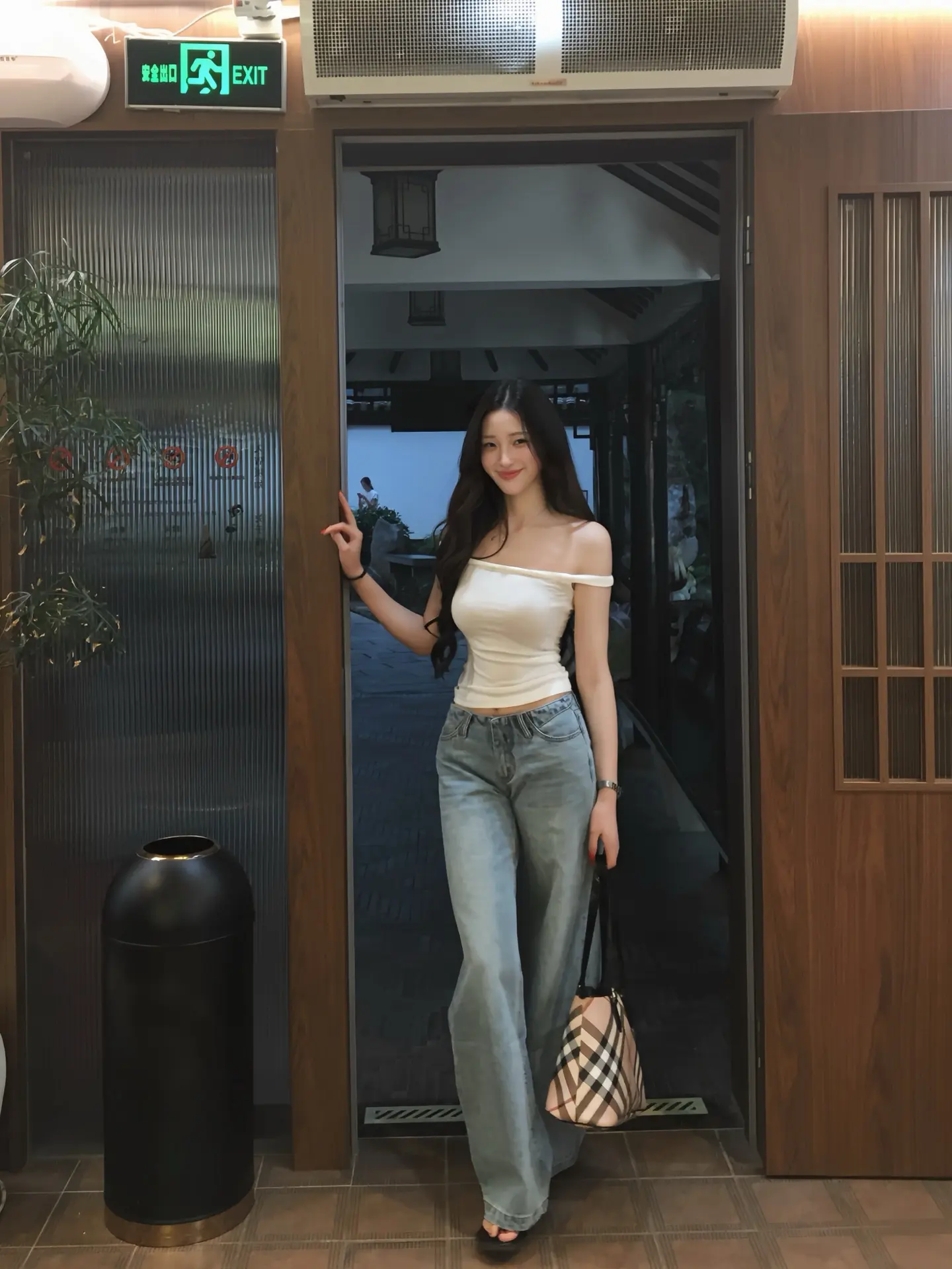 我就是一边流泪一边搞定所有事情的可爱女人