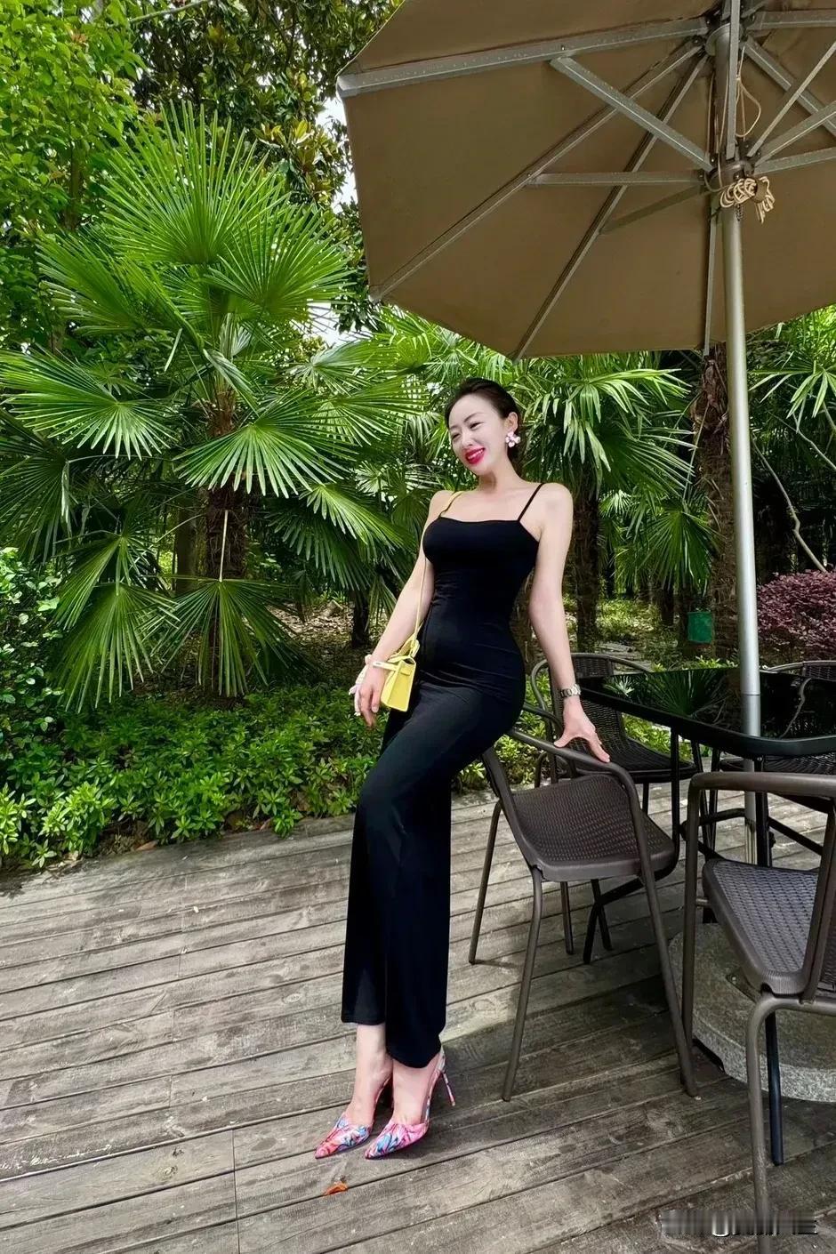 澳大利亚南极科考船🚢
水上飞机
里奇蒙小镇随拍
惠灵顿山上极冷雪还未化
萨拉曼