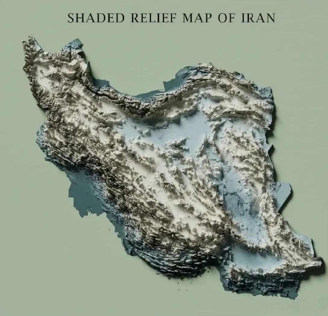 看看伊朗本土的地形，就知道美军万把人要对伊朗本土进行地面战是多么不现实。别说万把