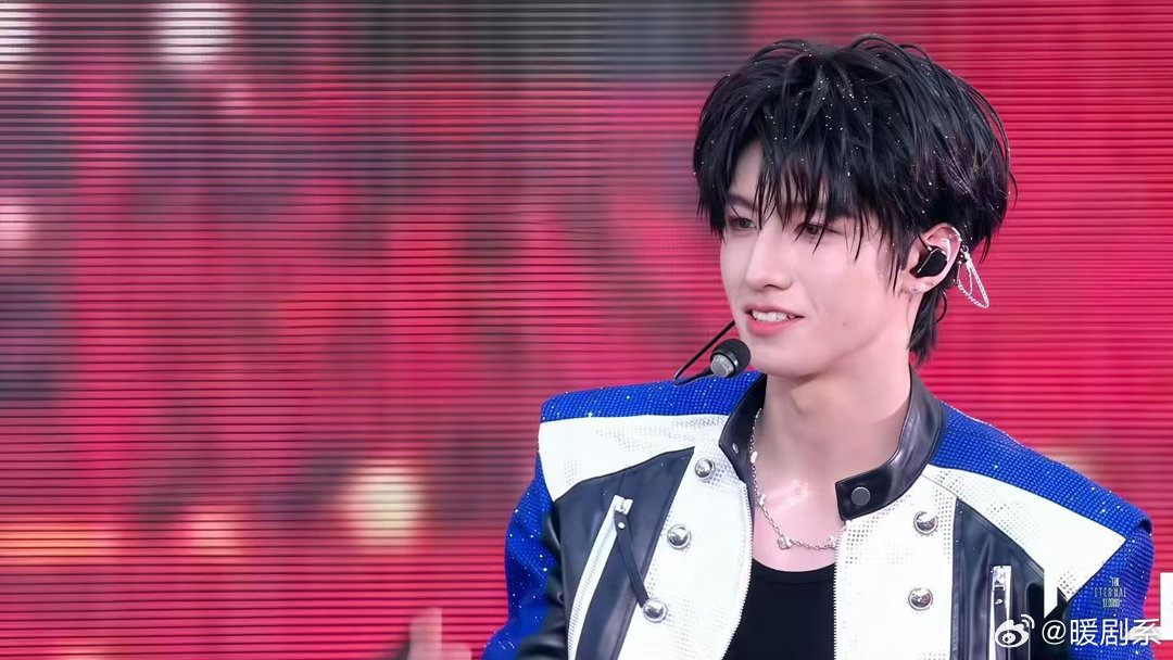 登陆少年演唱会直播状态 即便没能抢到线下门票，守着直播观看登陆少年青岛演唱会依旧