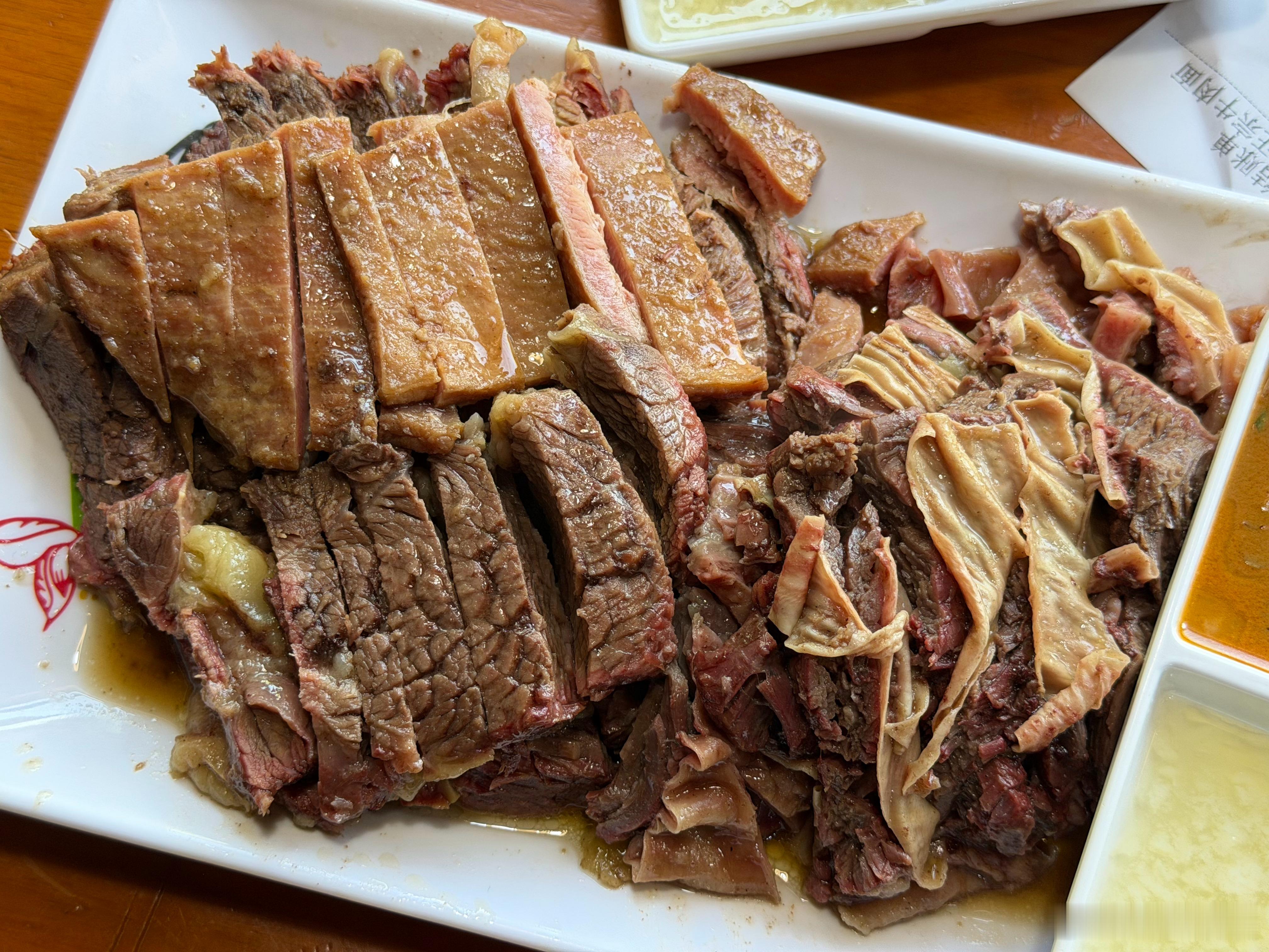 来吧！急头白脸吃一顿需要多少钱 北京