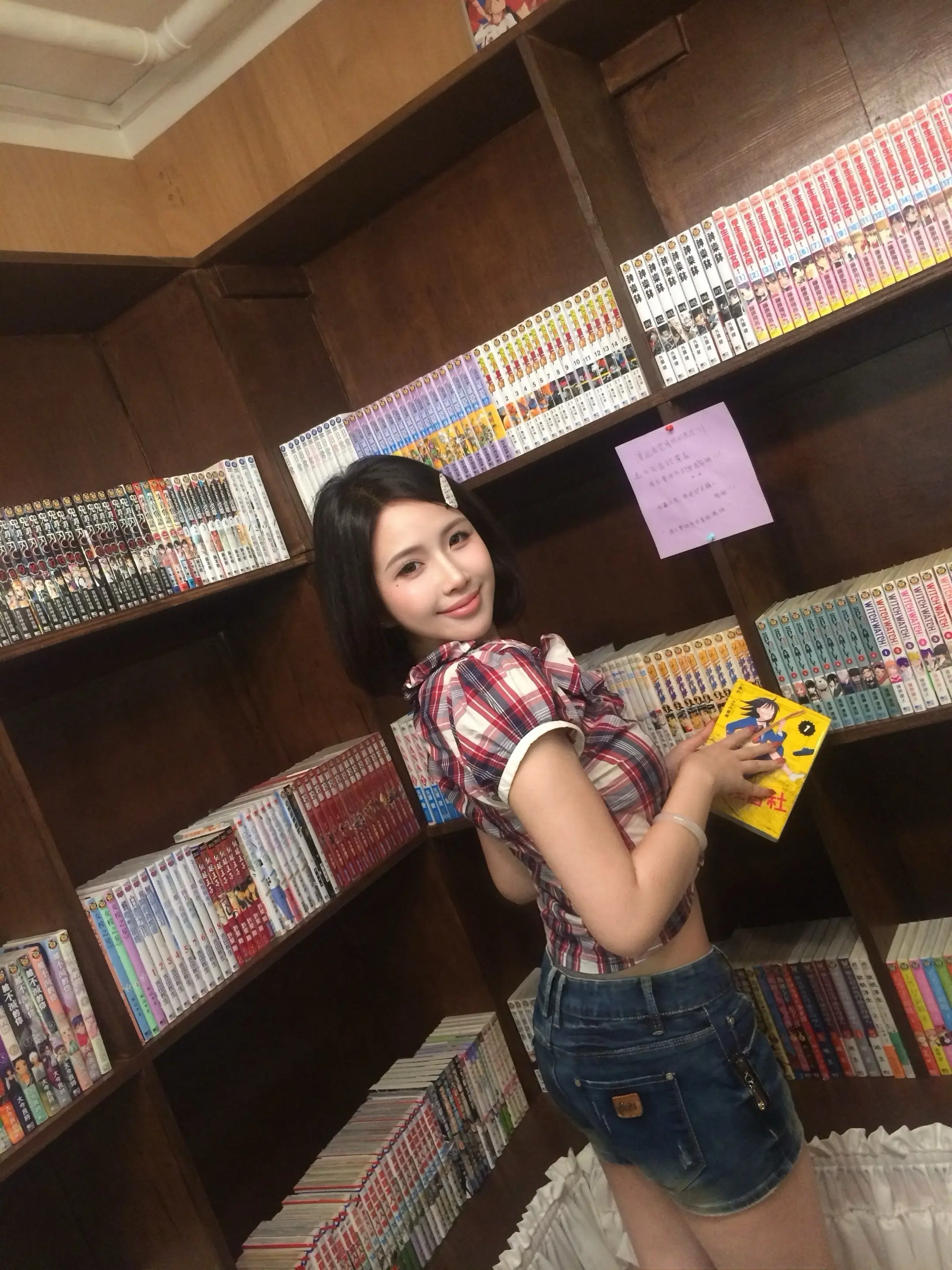 我还来不及擦干眼角的泪 他就爱上了另一个女孩
