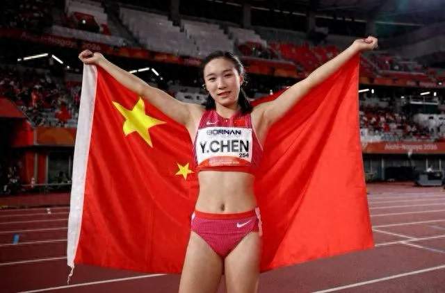 三金一银闪耀亚运！陈妤颉 接力一棒逆转夺金展田径少年风采