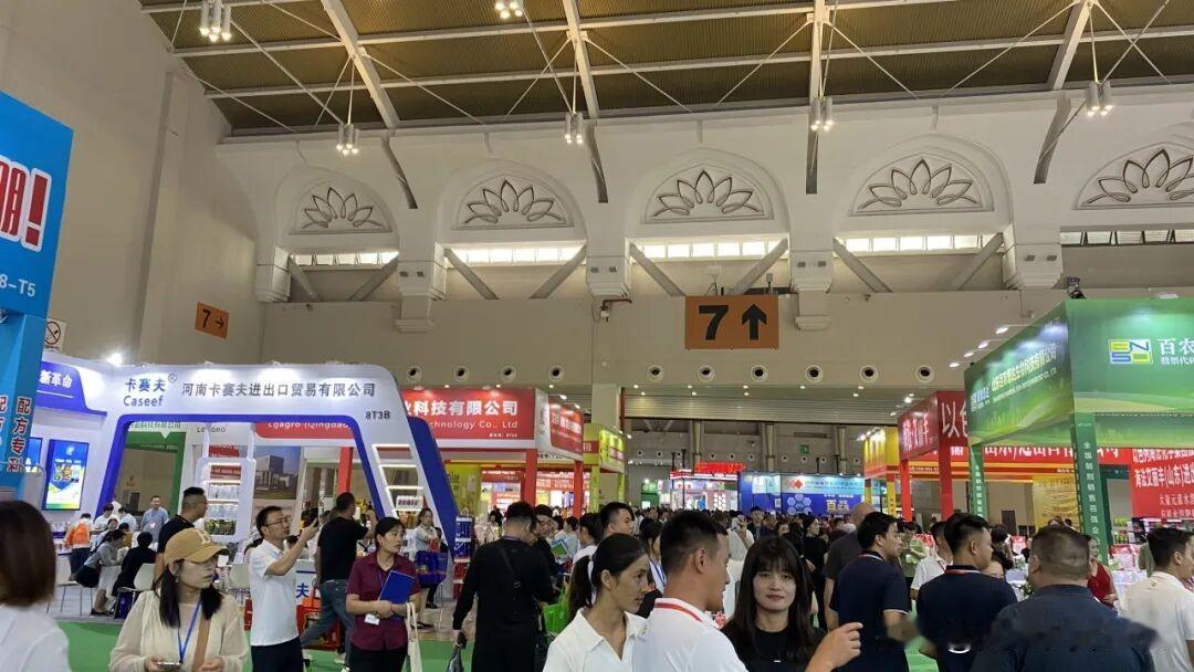 【10万㎡不够看？1800+企业同台是什么场面？】
2026年8月20-21日，
