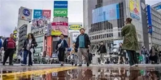 真没想到啊，日本居然爆发了梅毒疫情，这般冷门的字眼，但是在日本真实发生了。

可