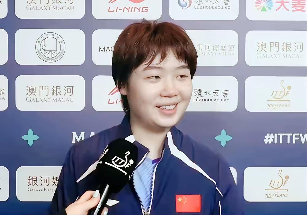 蒯曼换衣后状态下滑，输了比赛！世界杯八分之一决赛，蒯曼大战孙颖莎，双方战成2：2