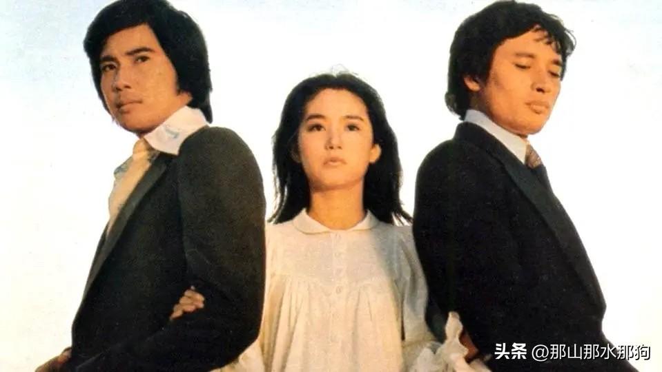 秦汉曾经说大美女林青霞是一个悲剧人物。
林青霞曾经是超级恋爱脑。林青霞甚至把秦祥