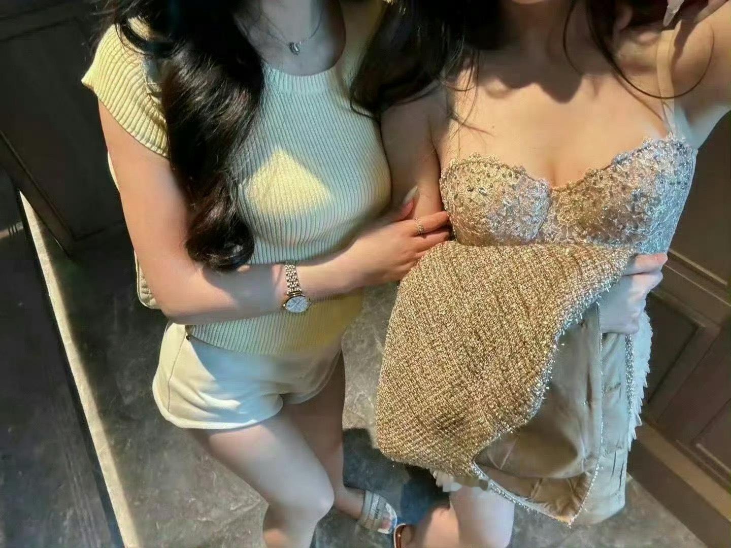 中午体验姐妹快乐 