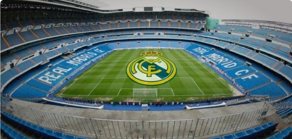 西甲主席反对伯纳乌举行NFL比赛 指责皇马虚伪西甲主席哈维尔·特巴斯近日严厉批评