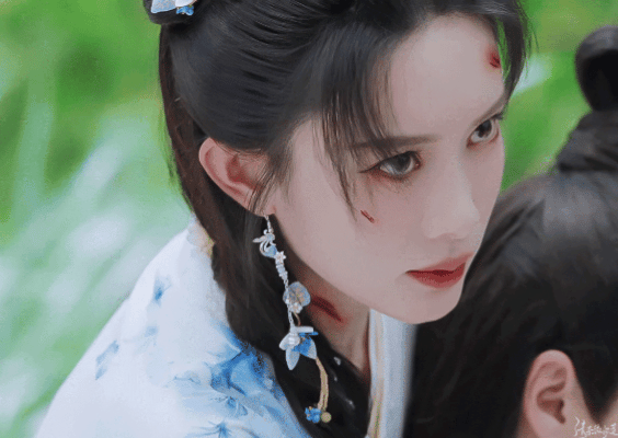孟子义新剧白切黑 看《桃花映江山》的时候，特别喜欢孟子义演的姜桃花，柔柔弱弱的外