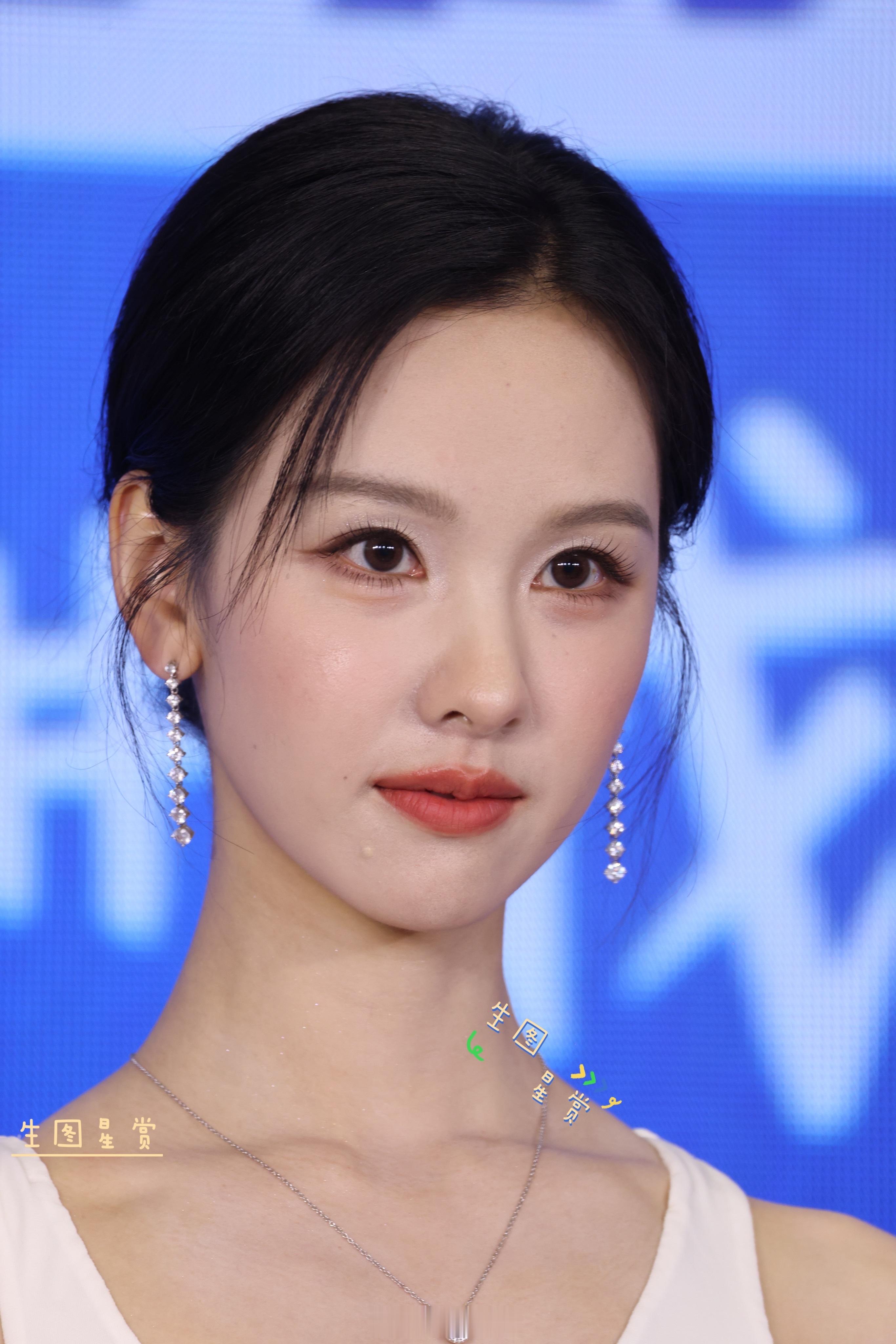 陈都灵品牌活动怼脸美貌，仙女嘟嘟已被沦陷[期待]陈都灵[超话] ​​​