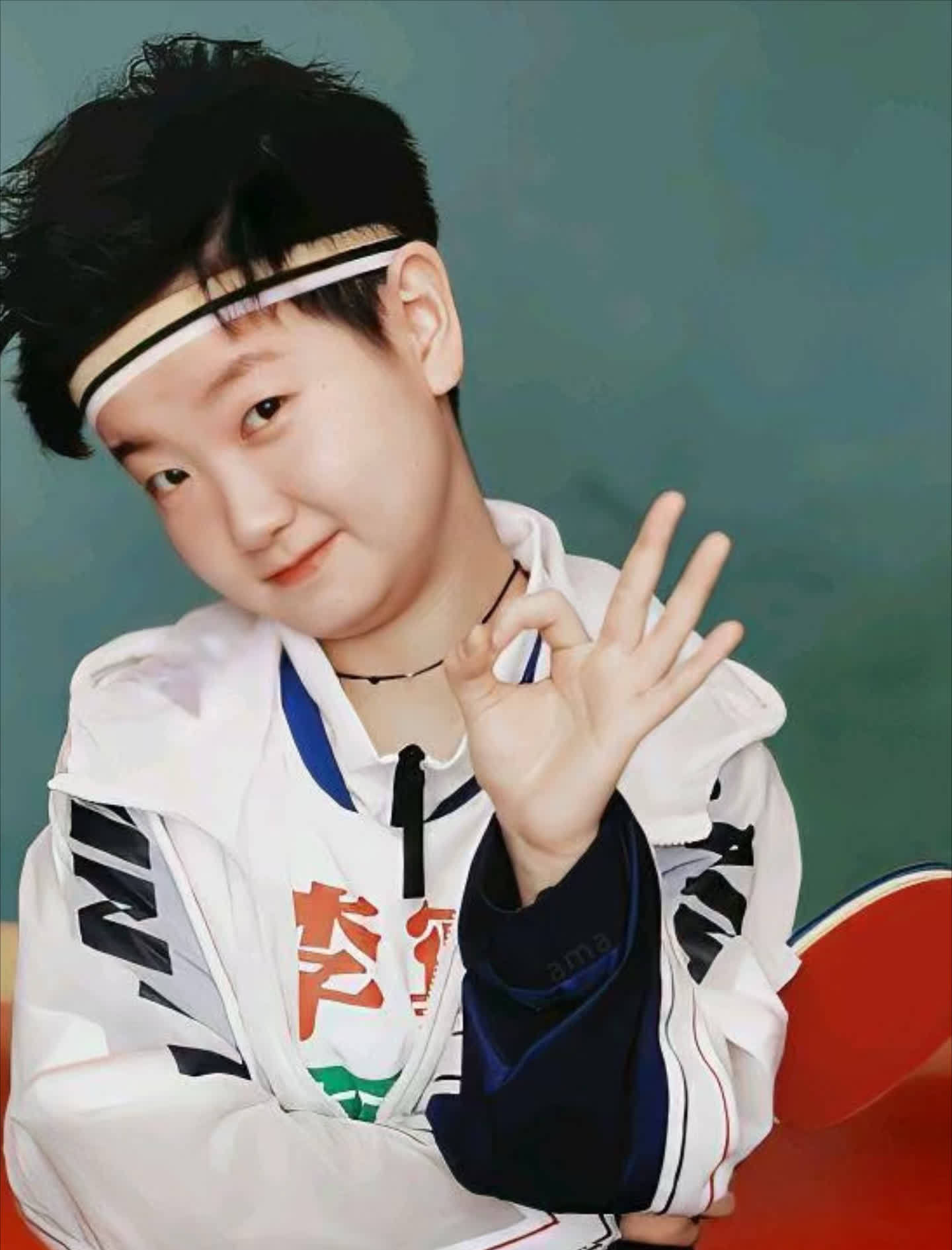 从青涩的小女孩到世界第一，孙颖莎用汗水铸就传奇，用坚持奠定成功！15岁进国家队，