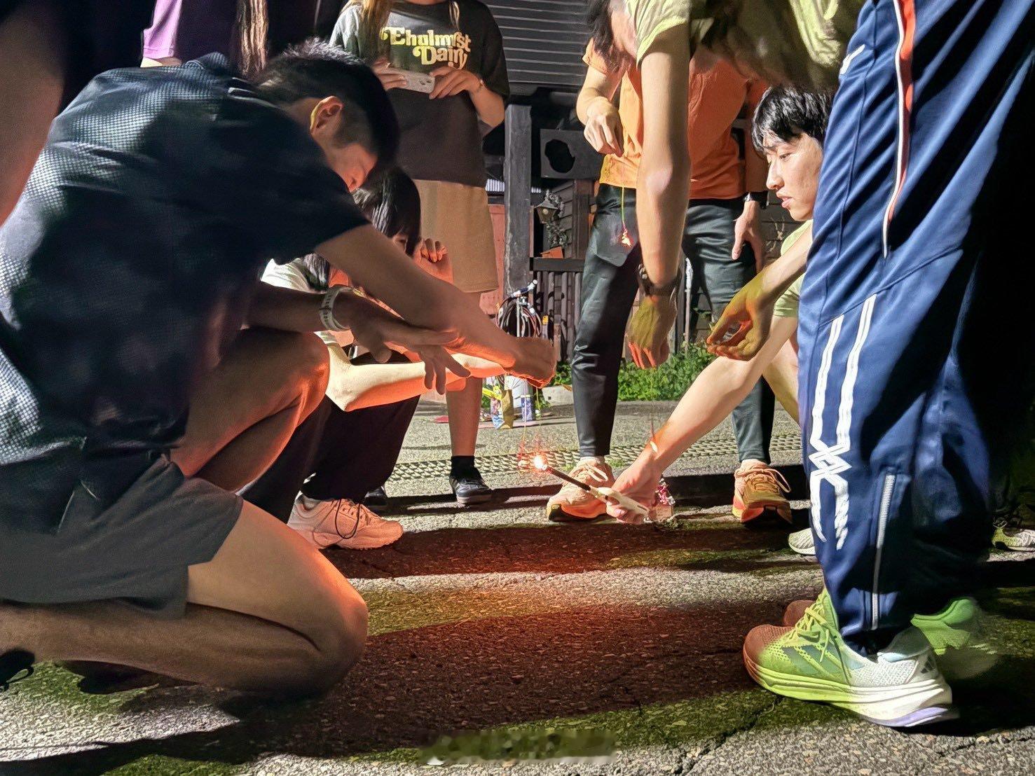 川内优辉好久不见啦，最近貌似他也没参加什么比赛。川内优辉运动员的b面人生运动生活