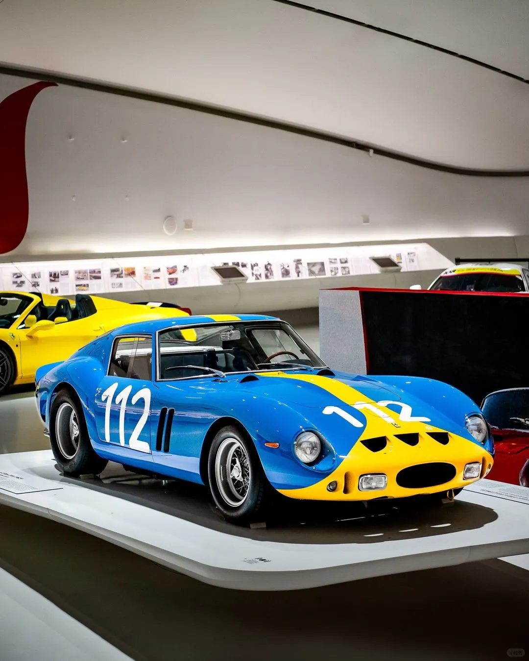 Ferrari 就很帅