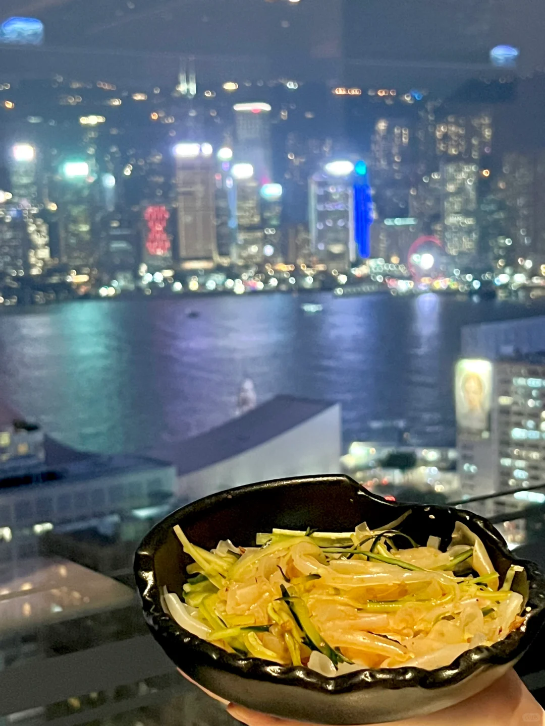 香港🇭🇰看维港夜景高端川菜